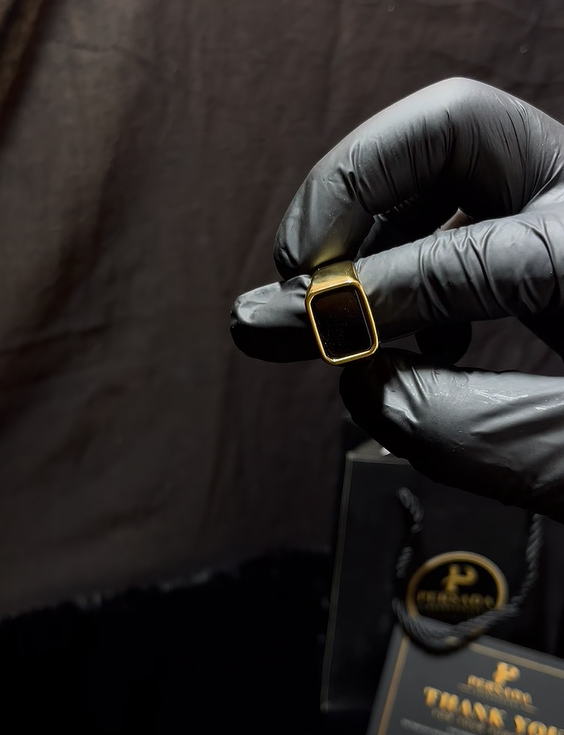 Regal Maroon Signet Ring